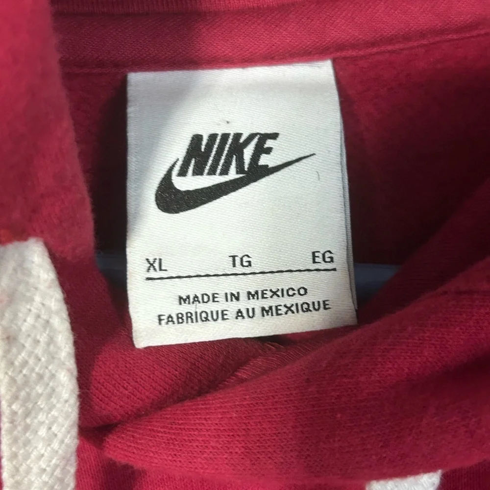 Men's Nike NSW Fleece Club Hoodie Size XL NY. Soft Casual Comfort Sports